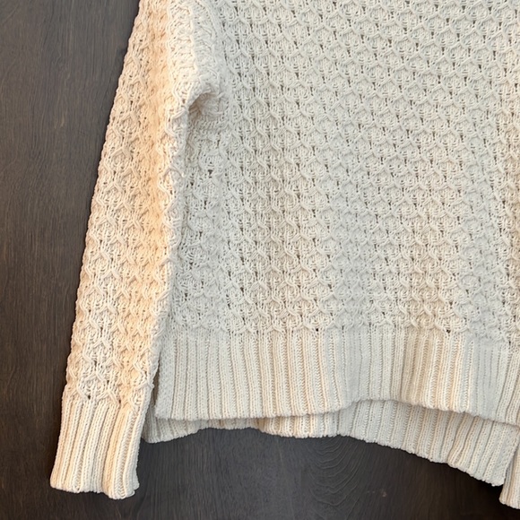 Ivory, extra small knit sweater - Picture 2 of 4